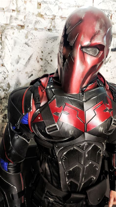 His plans put him in direct conflict with the Bat Family and the City of Gotham itself. . Red hood halloween costume